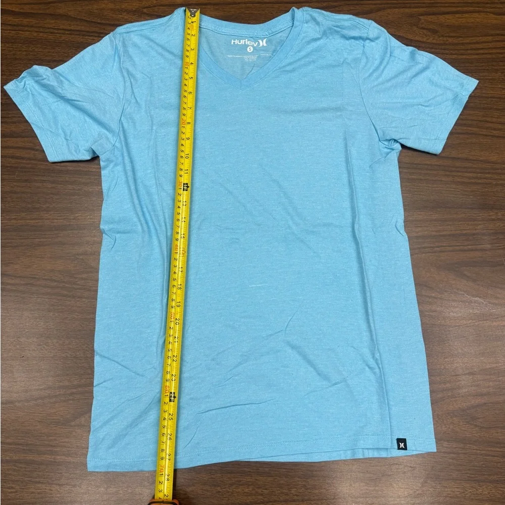 Hurley Men's Sky Blue V-Neck T-Shirt